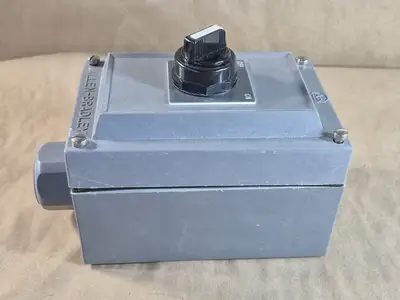 NEW ALLEN-BRADLEY 800H-R2HA4RL