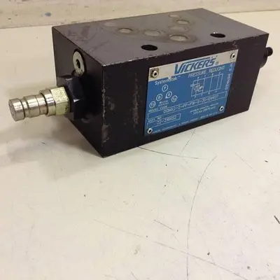 USED VICKERS DGMX2-5-PP-FW-S-30-EN407