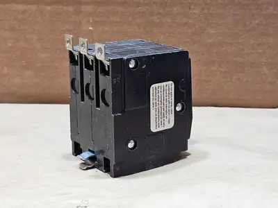 USED SQUARE D QOB320