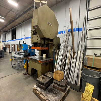 ROUSSELLE GL-150 Gap Frame (OBS) Presses | SNL Machine Trader LLC (3)
