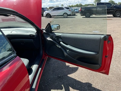 USED 1996 PONTIAC SUNFIRE