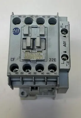 USED ALLEN-BRADLEY 700-CF220Z*