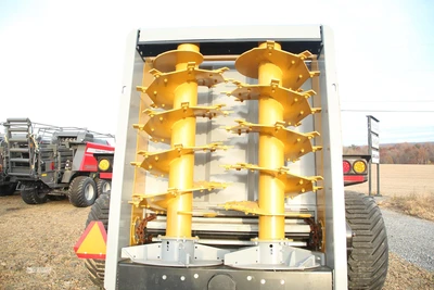 New | in-Stock 2026 TUBELINE NITRO 725RS Manure Spreaders Pennsylvania US | Zimmerman Farm Service #1410415
