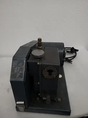 WELCH DUO-SEAL 1399 VACUUM PUMP