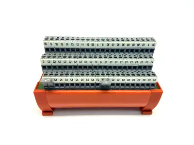 BF HE10-16-T | Entrelec  Interface Module 0210 12 07 BROKEN DIN RAIL - Used