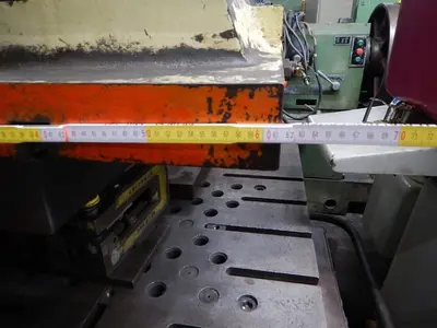 USED LVD 200 TON