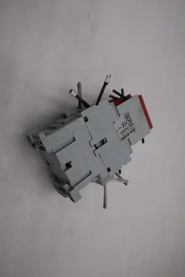 Allen-Bradley 700S-CF620DC/  700-CF310* 100S-F Safety Control Relay #K-1227A 10611320337409