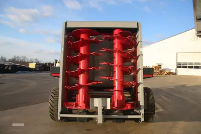 New | in-Stock 2026 TUBELINE NITRO 575RS Manure Spreaders Pennsylvania US | Zimmerman Farm Service #1410427