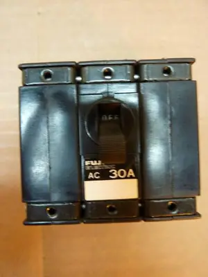 USED FUJI ELECTRIC CP33EM/30W