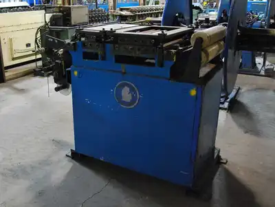 24″ MICHIGAN ROLL FORM 16-Roll Stock Straightener
