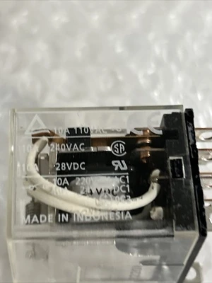 NEW Omron TYPE LY4