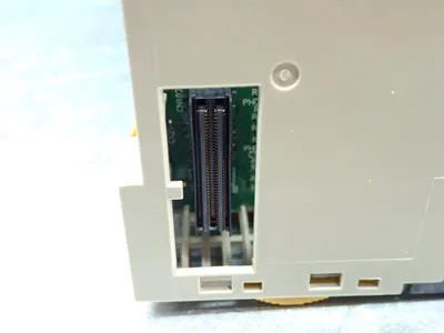 USED OMRON CJ1WOD211