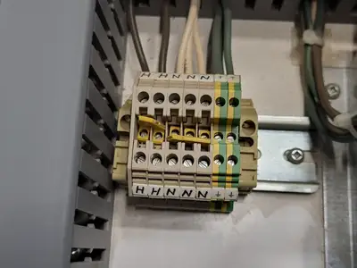 NEW HONEYWELL XI882A