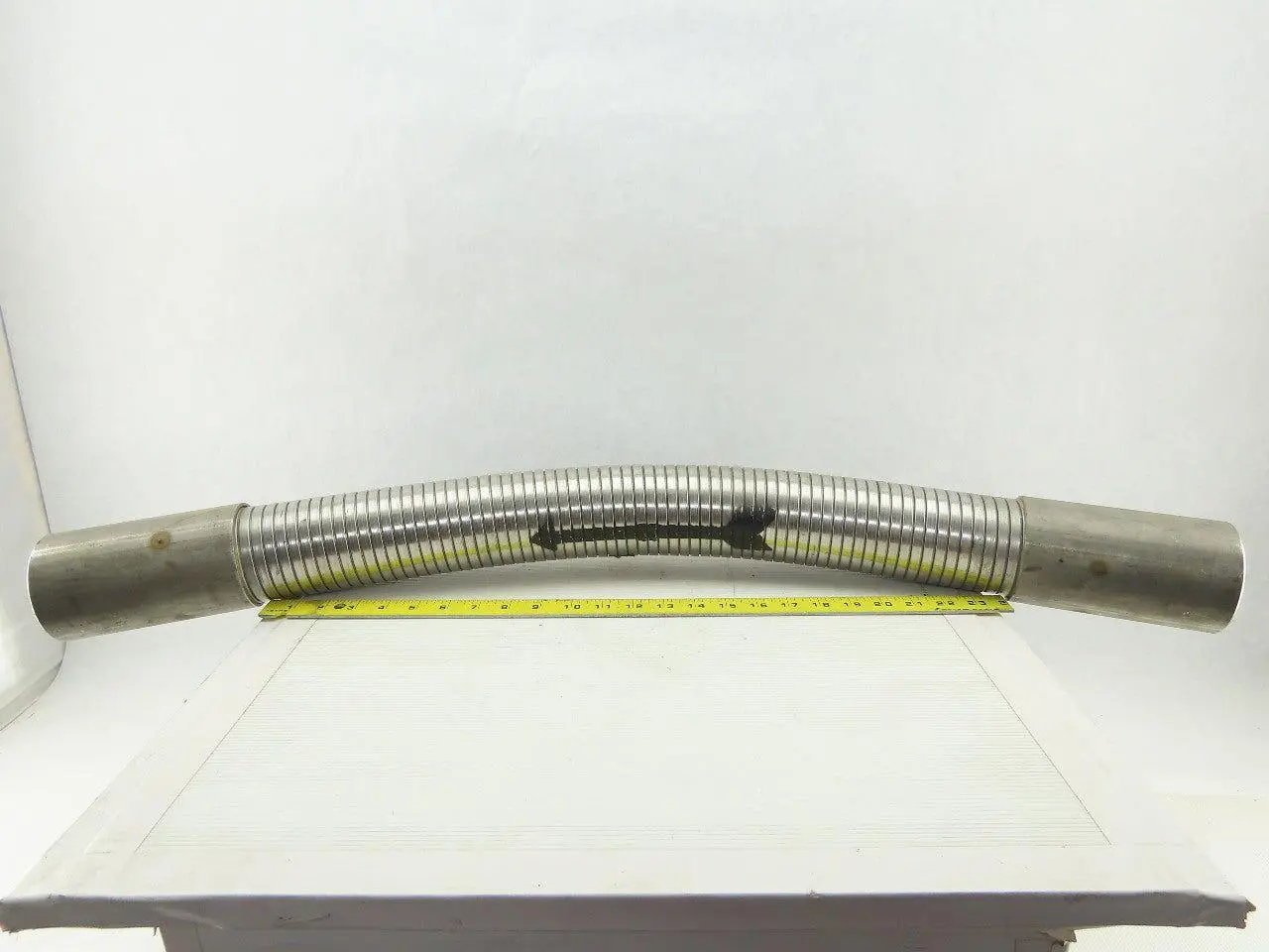 Hose Master 3-1/2" OD x 37-3/4" Stripwound Stainless Steel Flexible Hose