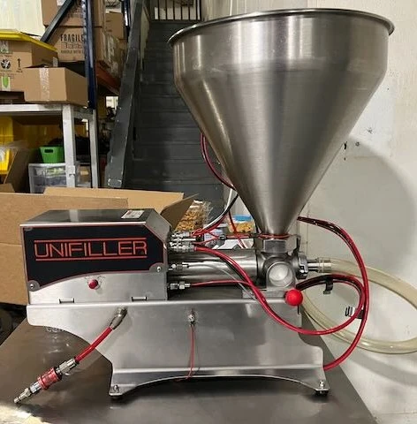 Used UNIFILLER Elf 400 Piston Fillers Georgia US | Envoy Equipment LLC #376362