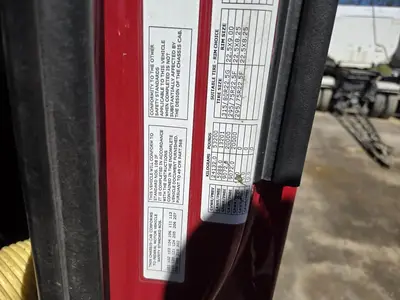 USED 2015 PETERBILT 579