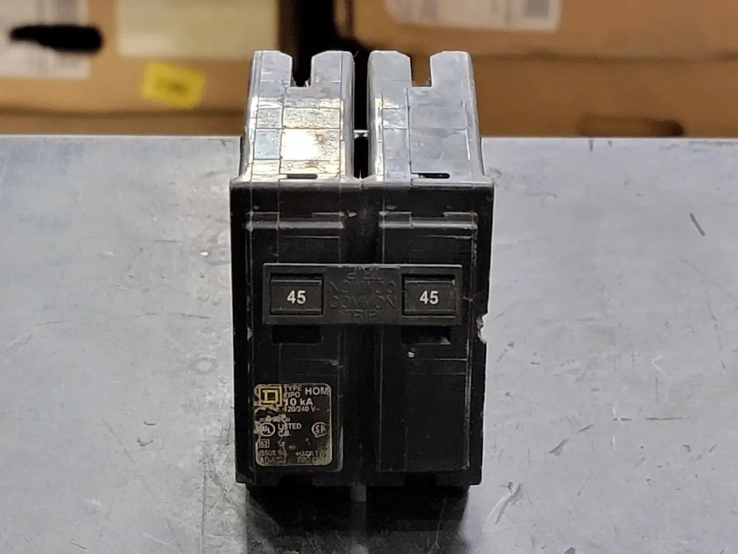USED SQUARE D HOM245