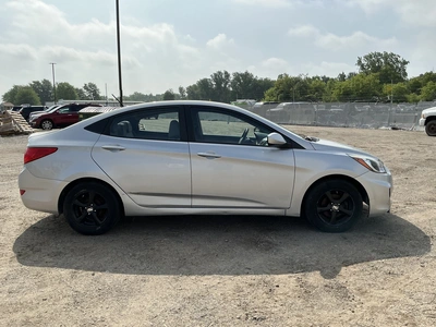 USED 2017 HYUNDAI ACCENT SE