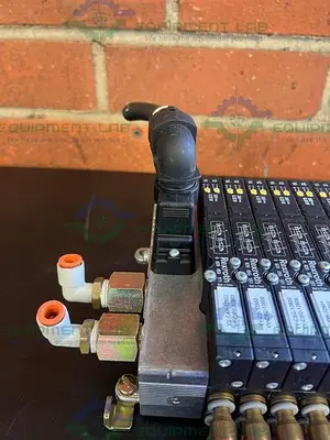USED LOT OF 11 - REXROTH 0820055101 SOLENOID VALVE 24 VOLT, 0.34 WATTS