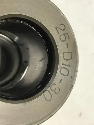 USED VICKERS 25-D10-30