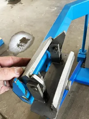 SAVAGE BROTHERS C Bowl Lift | Harvest Equipment and Fabrication Inc (9)