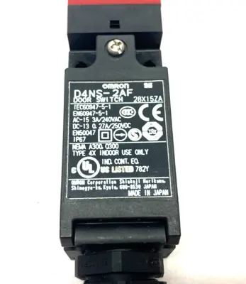 USED OMRON SAFETY DOOR SWITCH 3A/240VAC 27A/250VDC 28Z15ZA
