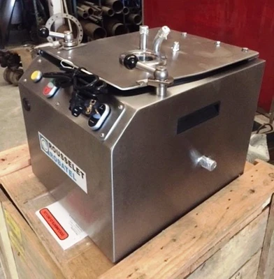 NEW: Rousselet Robatel RA 20 Vx R perforate basket centrifuge, 316L SS.