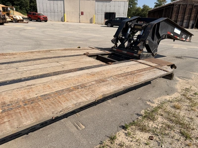 Used 2011 PITTS 50 TON DROP DECK TRI-AXLE Lowboy Trailers Michigan US | Miedema Asset Management Group #1338402