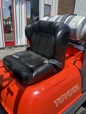 USED 1998 TOYOTA 42-6FGCU20
