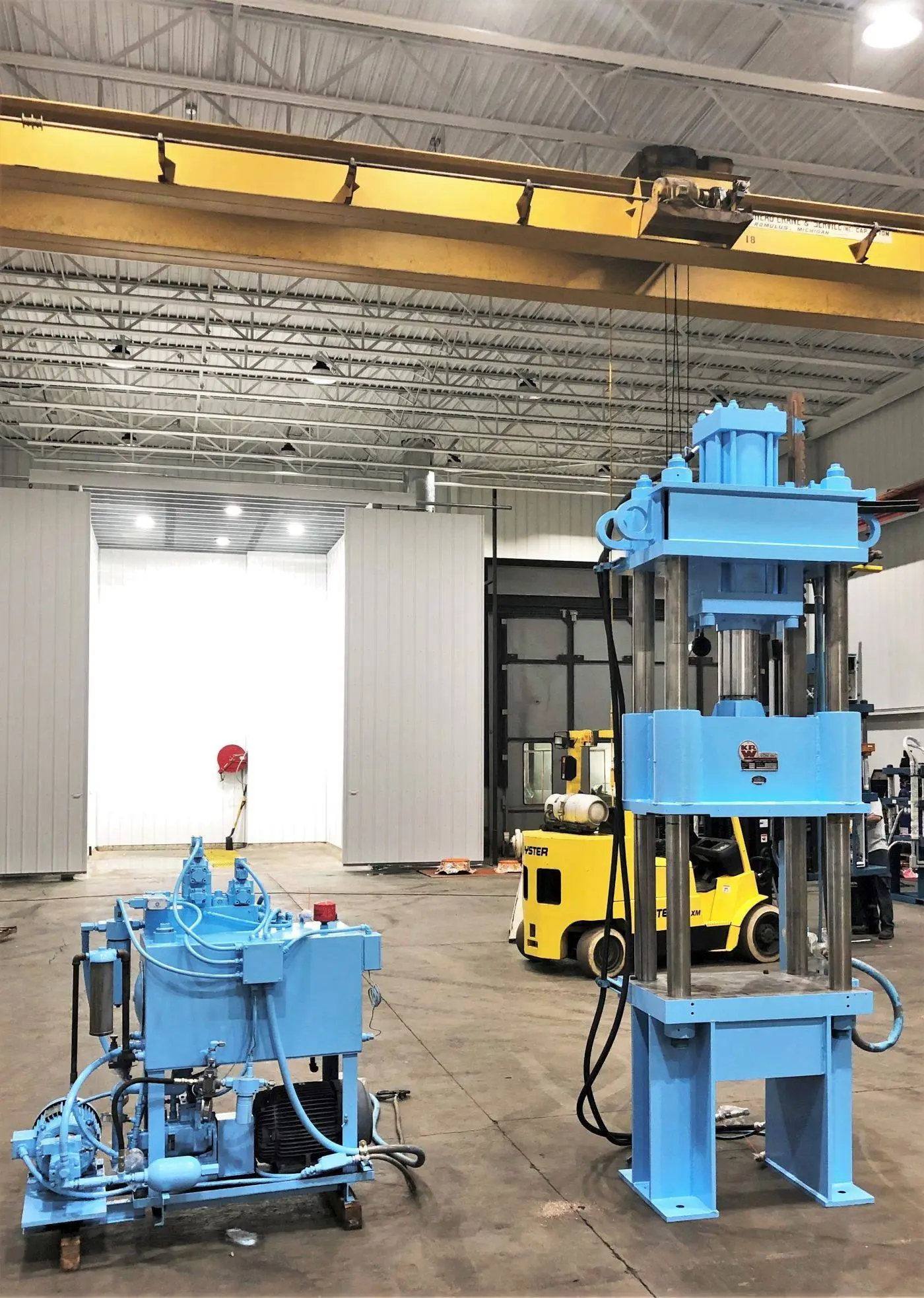 USED 1984 K.R. WILSON K.R. WILSON COMPRESSION MOLDING PRESS