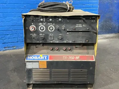 Used HOBART TR300HF Arc Welders Ohio US | HGR 24 #1503780