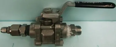 QTY. 1. SWAGELOK BALL VALVE CF3M 838279001 SS-63TF...