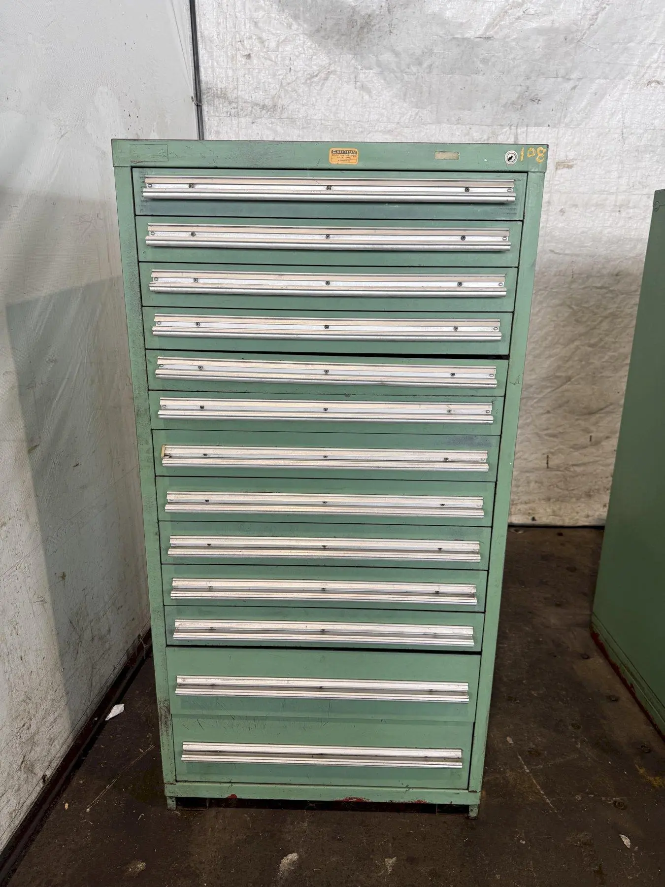 13 DRAWER STANLEY VIDMAR CABINET. STOCK # 0217226