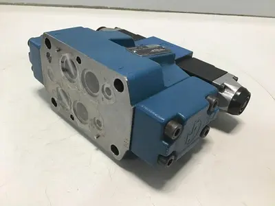USED REXROTH 4WE6J53/AG24N24 & MANIFOLD