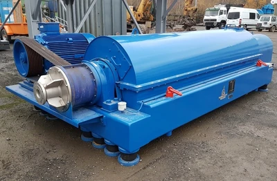 Humboldt SC 4-02 (30 x 120) decanter centrifuge, CS.