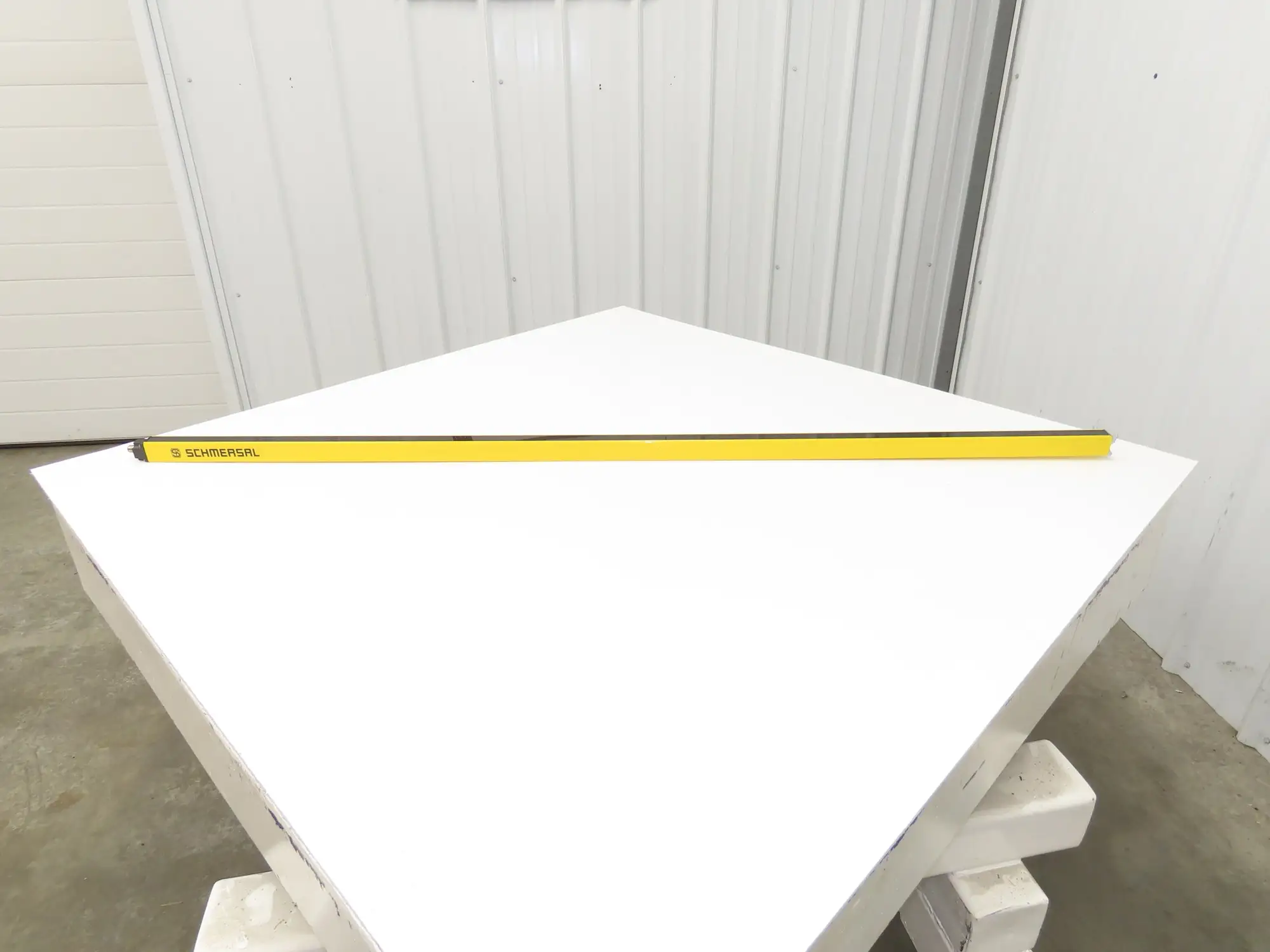 Schmersal SLC440COM-R-1450-14 Safety Light Curtain Receiver Only -Needs Repair