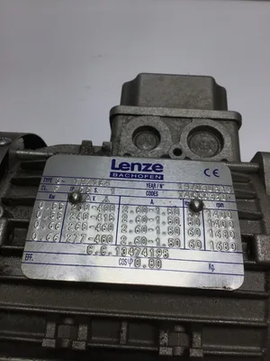 Lenze Bachofen  TR71C4 Gearmotor 0.55/0.66kW 1400/1680rpm