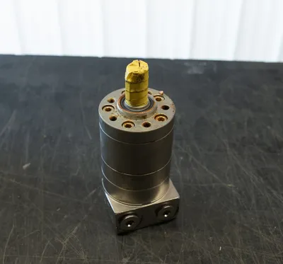 N/A CR-01-0165 Hydraulic Motor | Buy Per Pound (3)