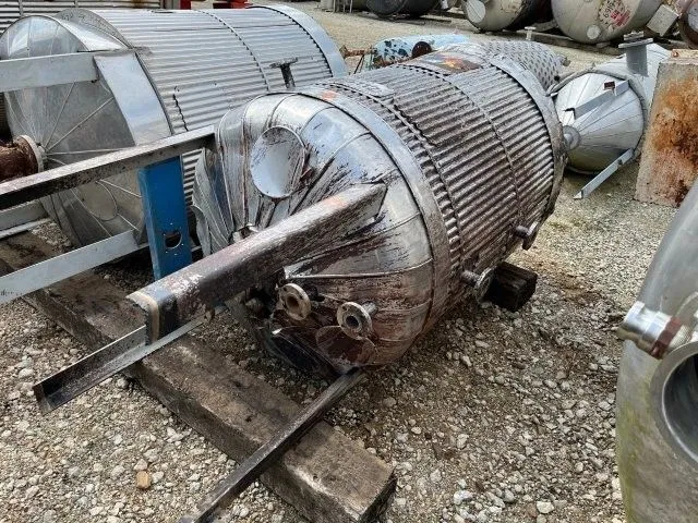 Used _UNKNOWN_ 379 GALLON Stainless Steel Tanks New Jersey US | Perry Equipment #123040