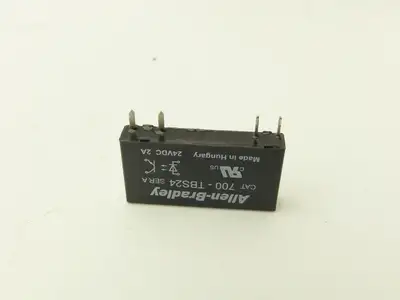 Allen-Bradley 700-HLT1Z Terminal Block Relay 700-TBR24 Ser A 24V Coil Lot of 9