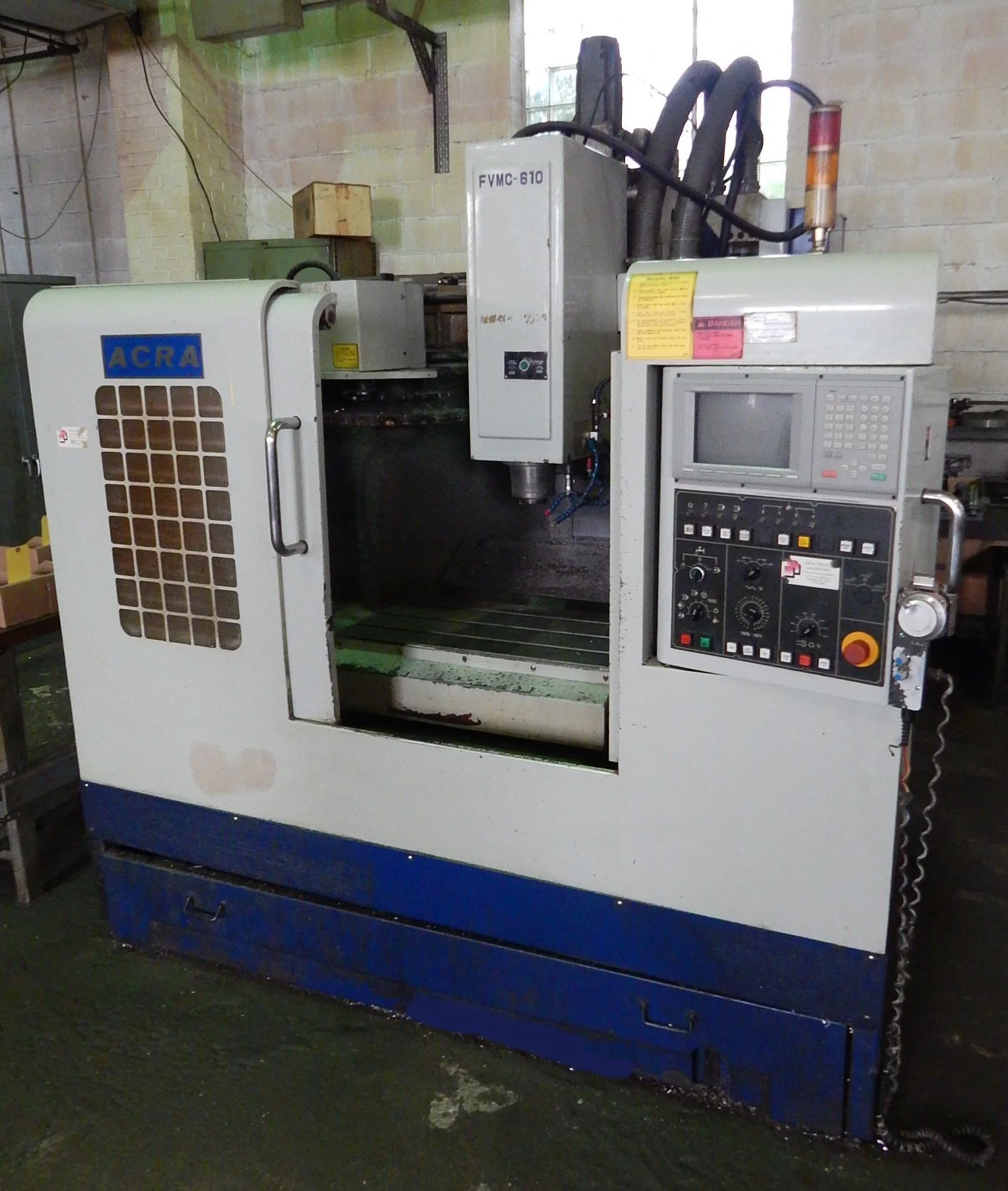 USED 2000 ACRA VMC 610