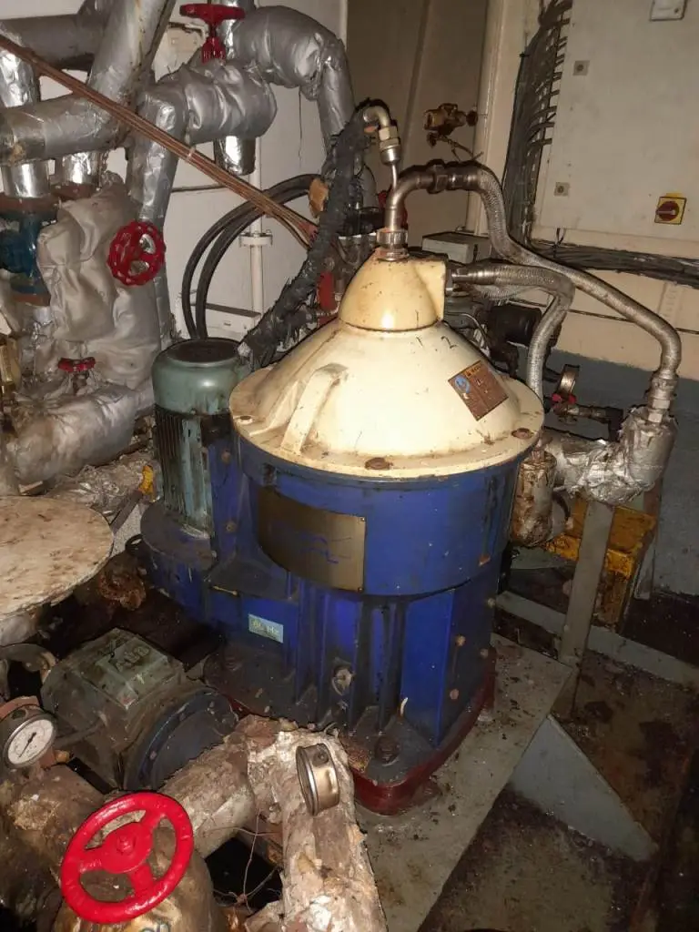 (2) Alfa-Laval S-921 fuel/lube oil purifiers, 316SS.