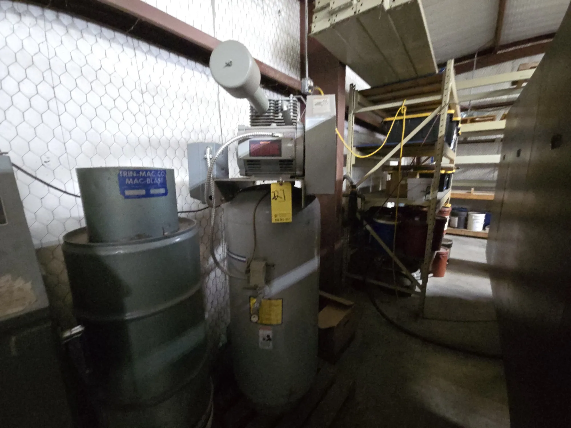 Used _UNKNOWN_ _UNKNOWN_ Tank Mounted Air Compressors Texas US | IRS Auction #1325864