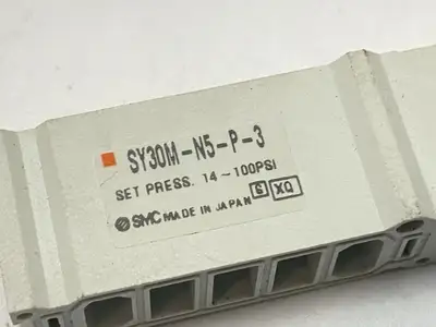 SY30M-N5-P-3 | SMC  Pneumatic Interface Regulator w/ PSI Gauge - Used