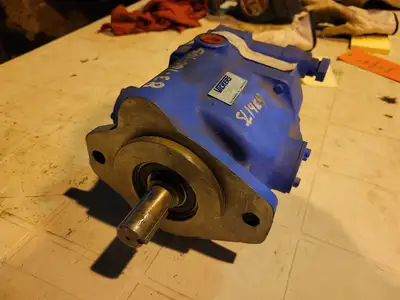 New | in-Stock VICKERS PVQ32-B2R-SE1S-21-C14-12 Parts (Hydraulics and Pneumatics) British Columbia CA | Lenmark #264402