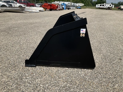 Used TOMAHAWK 84" SNOW/ MULCH BUCKET Skid Steer Buckets Michigan US | Miedema Asset Management Group #1342554