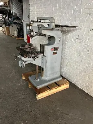 5283-330 Gorton 2-Dimensional Pantograph / Engraver Model P1-2, with Swivel Vise