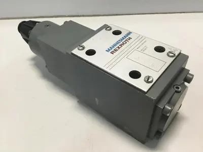 USED MANNESMANN REXROTH 4WRE10EA641224Z4M468