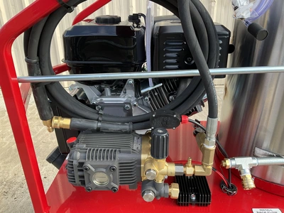 Used MAGNUM 4000 SERIES GOLD Pressure Washers Michigan US | Miedema Asset Management Group #1474698