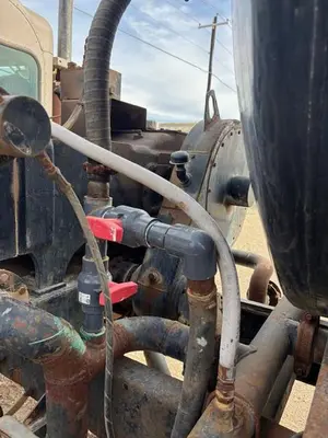 USED 1998 ENERFAB ACID TRUCK